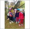 Galeria zdjęć: Dzień Drzewa w Przedszkolu Samorządowym w Gorzkowicach. Link otwiera powiększoną wersję zdjęcia.